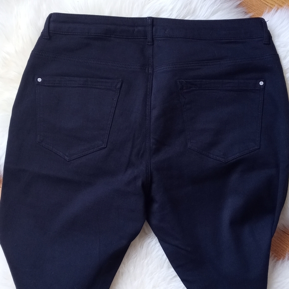 Black Zara Jeans 9.5" - Picture 3 of 4